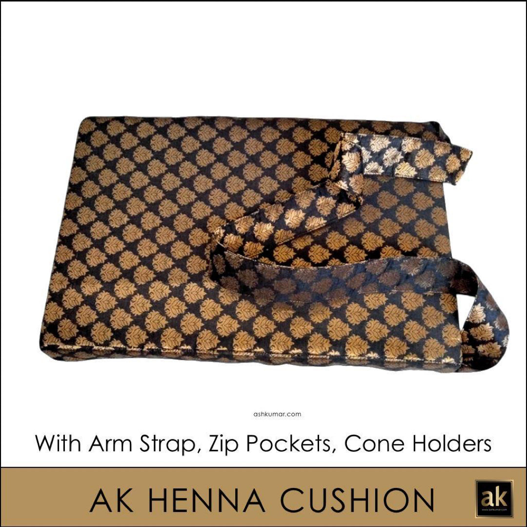 AK HENNA ARTIST CUSHION - BLACK & GOLD PLUS 2 HENNA CONES FREE